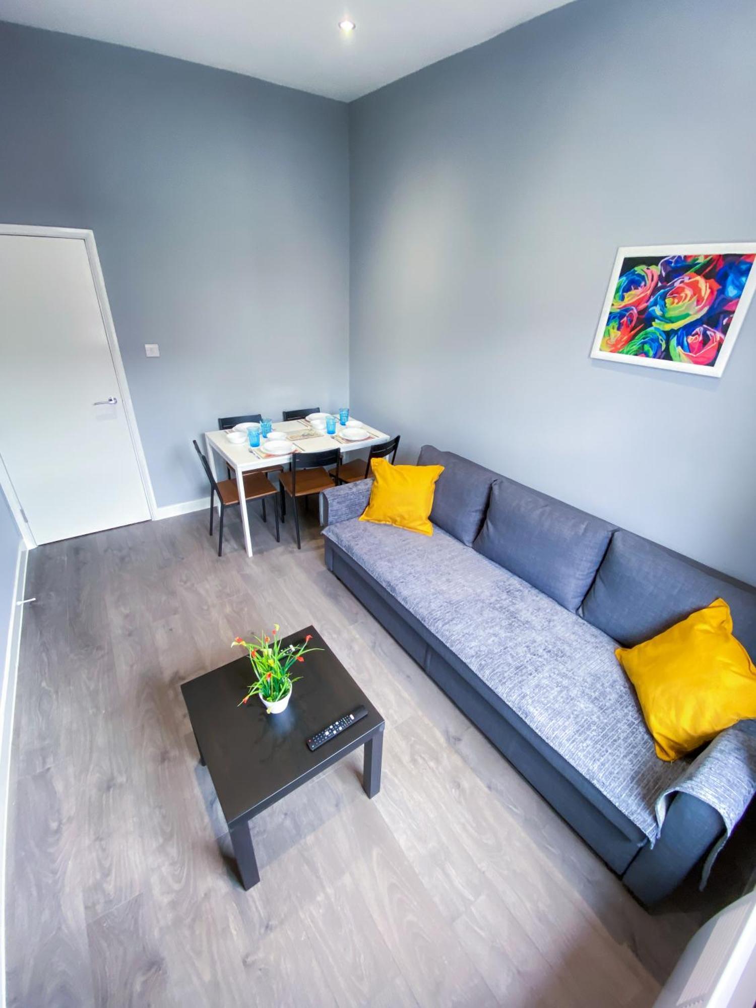 Modern 1 Bedroom Flat In Wood Green London Eksteriør bilde